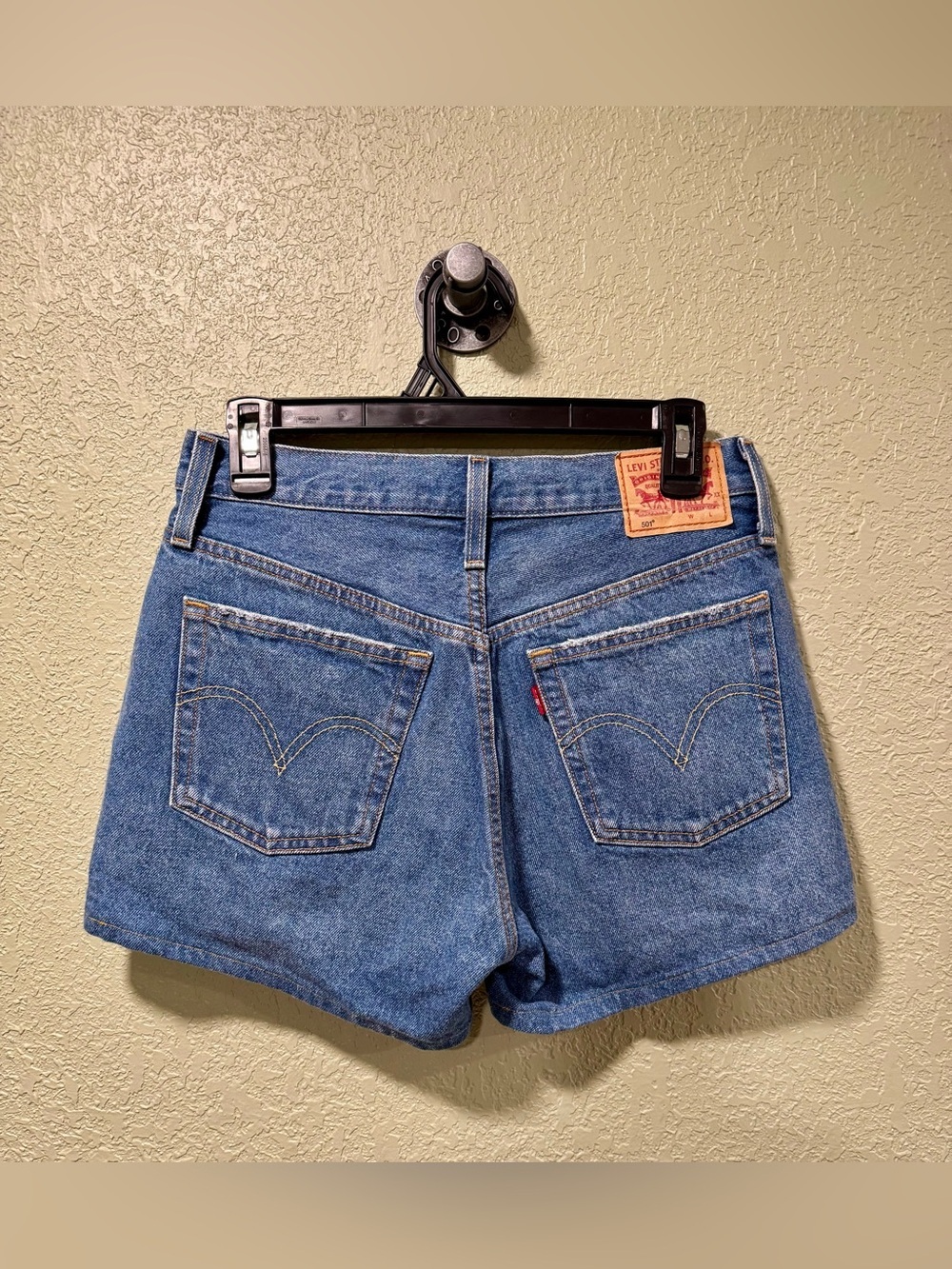 Levi's Blue Distressed High-Rise Denim Shorts 27 - Picture 3 of 4